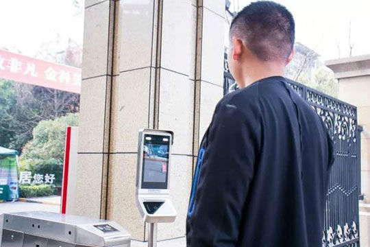 小区安装人脸识别门禁安全性怎样?